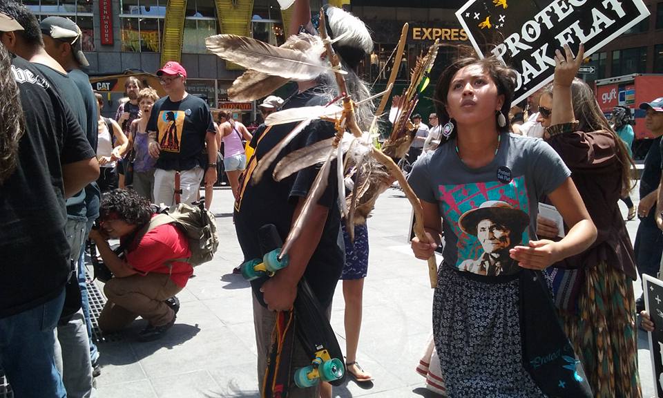 Ayudemos al pueblo apache